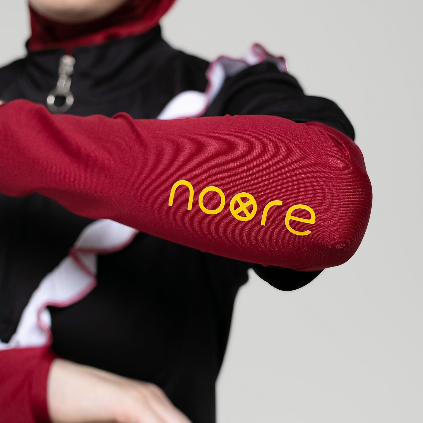 Noore Athleisure Collection - Fralyn Manset - Maroon